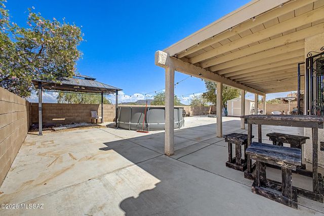 7561 S Woodbury Grove Drive, Tucson, AZ 85757