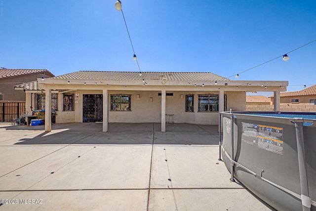 7561 S Woodbury Grove Drive, Tucson, AZ 85757