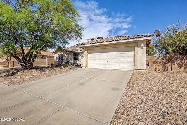 7561 S Woodbury Grove Drive, Tucson, AZ 85757