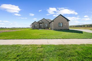 8127 Hunters Ridge Drive, Berlin Twp, MI 48166