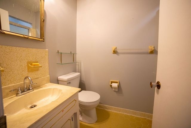 1305 Hill Lakes Ln, Lebanon, TN 37090