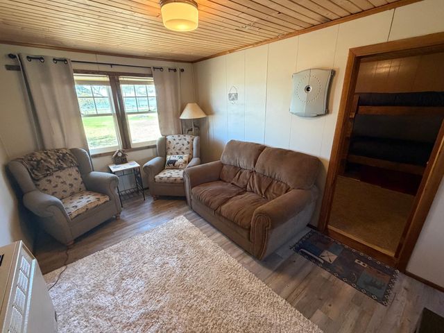 3487 Four Mile Bay Drive NW, Baudette, MN 56623