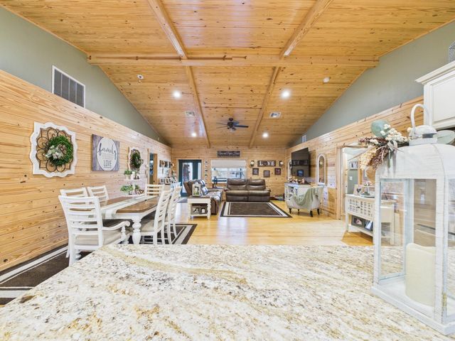 32801 Us Highway 441 52, Okeechobee, FL 34972