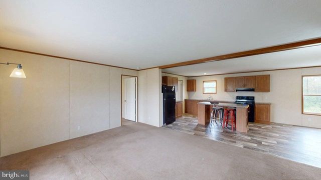 109 REEDS DR, Augusta, WV 26704