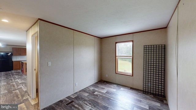 109 REEDS DR, Augusta, WV 26704
