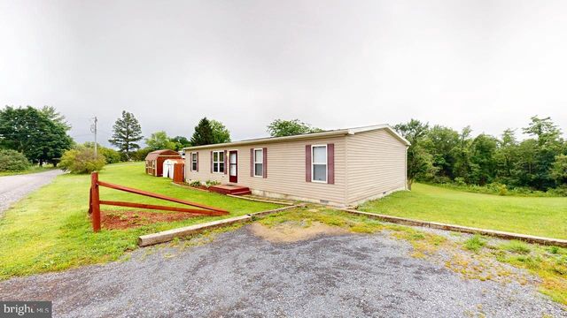 109 REEDS DR, Augusta, WV 26704