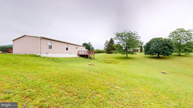 109 REEDS DR, Augusta, WV 26704