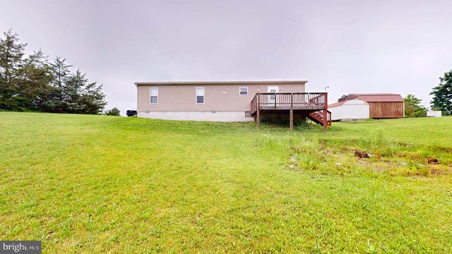 109 REEDS DR, Augusta, WV 26704