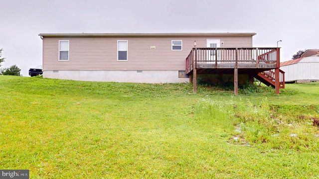 109 REEDS DR, Augusta, WV 26704