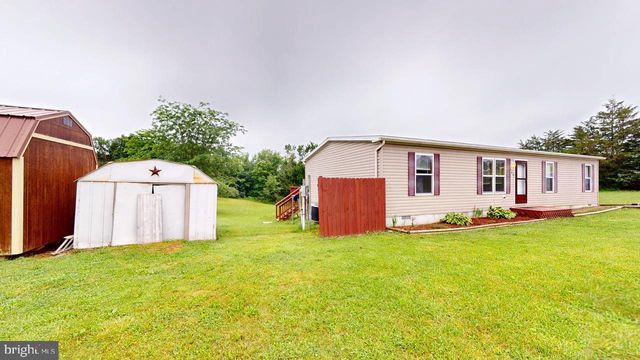 109 REEDS DR, Augusta, WV 26704
