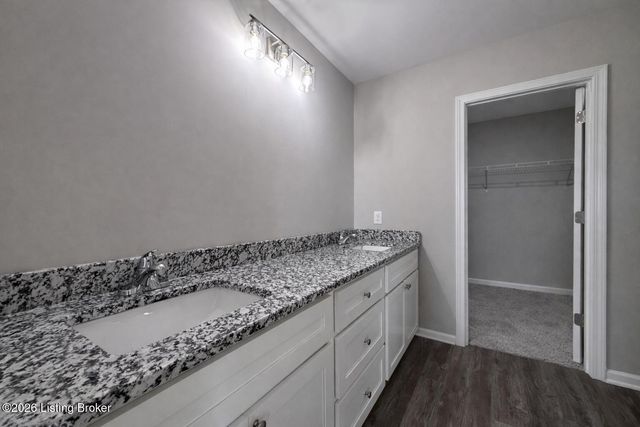 198 Charles Carr Dr, Harrodsburg, KY 40330