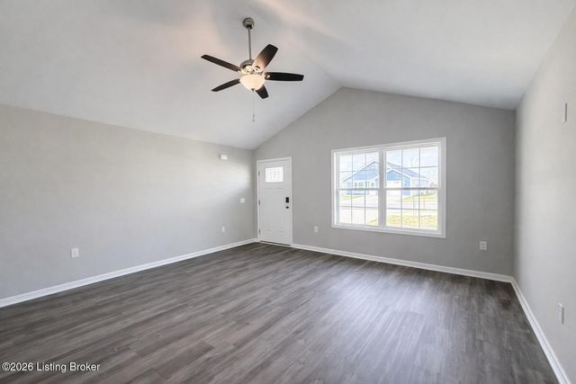 198 Charles Carr Dr, Harrodsburg, KY 40330