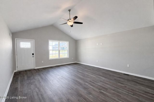 198 Charles Carr Dr, Harrodsburg, KY 40330