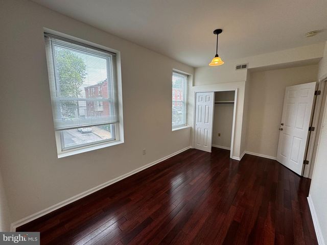 4019 SPRING GARDEN ST, Philadelphia, PA 19104
