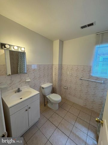 4019 SPRING GARDEN ST, Philadelphia, PA 19104