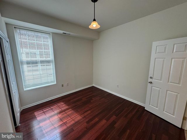 4019 SPRING GARDEN ST, Philadelphia, PA 19104