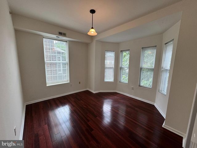 4019 SPRING GARDEN ST, Philadelphia, PA 19104