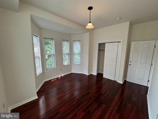 4019 SPRING GARDEN ST, Philadelphia, PA 19104