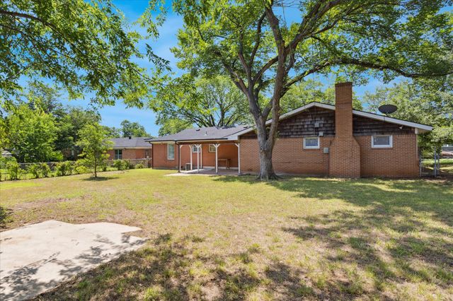6753 Mike Drive, North Richland Hills, TX 76180