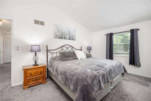 200 Yorkshire Drive, Medina, OH 44256