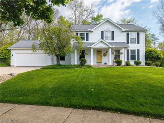 200 Yorkshire Drive, Medina, OH 44256