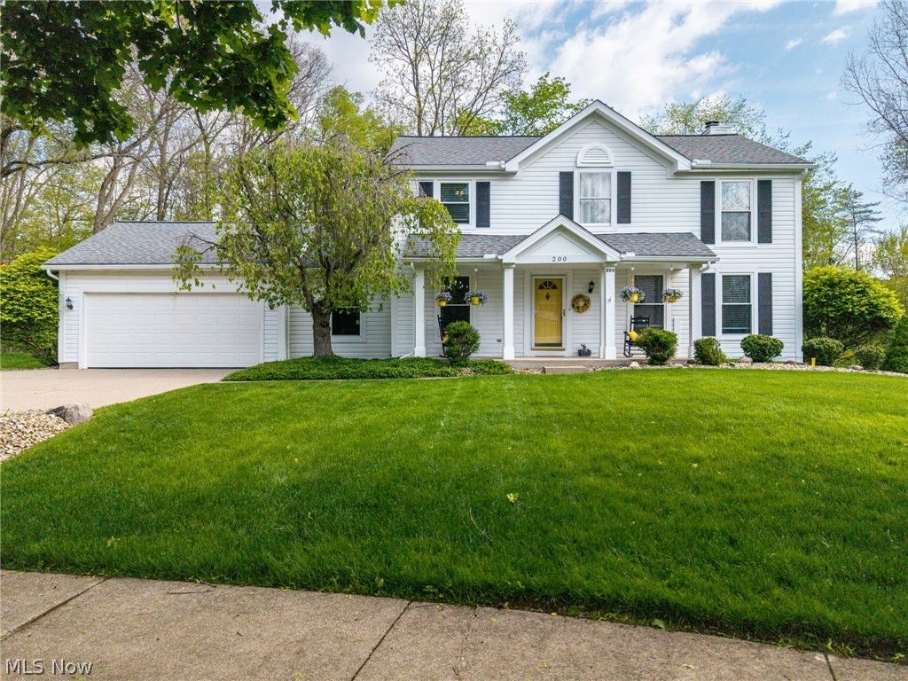 200 Yorkshire Drive, Medina, OH 44256