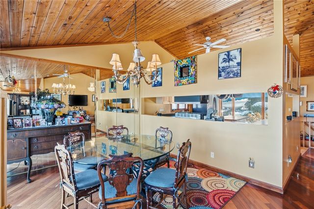 585 Meadow View Avenue, Warwick, RI 02889