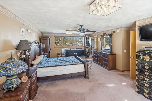 585 Meadow View Avenue, Warwick, RI 02889