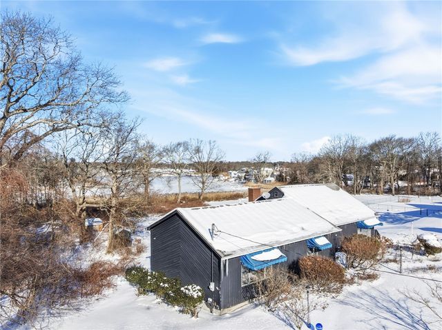 585 Meadow View Avenue, Warwick, RI 02889