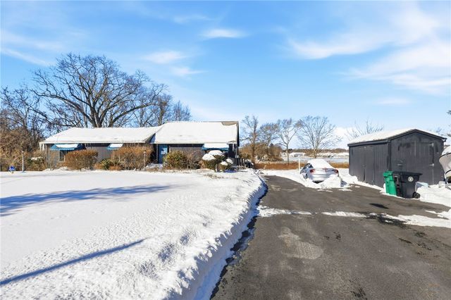 585 Meadow View Avenue, Warwick, RI 02889