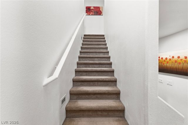 9128 Entrancing Avenue, Las Vegas, NV 89149