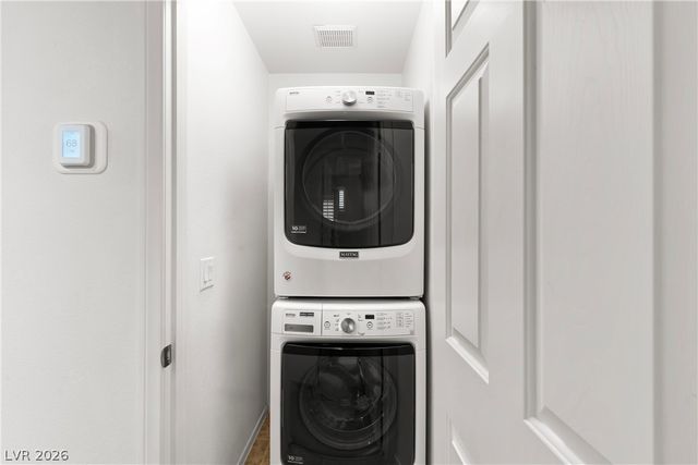 9128 Entrancing Avenue, Las Vegas, NV 89149