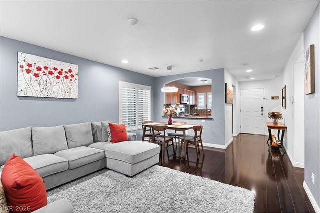 9128 Entrancing Avenue, Las Vegas, NV 89149