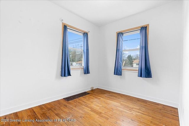 421 W Lake Lansing Road, East Lansing, MI 48823