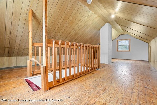 421 W Lake Lansing Road, East Lansing, MI 48823