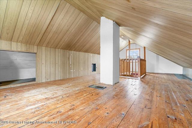 421 W Lake Lansing Road, East Lansing, MI 48823