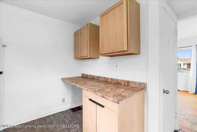421 W Lake Lansing Road, East Lansing, MI 48823