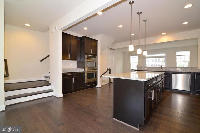 10684 VIEWMONT LN, Manassas, VA 20112