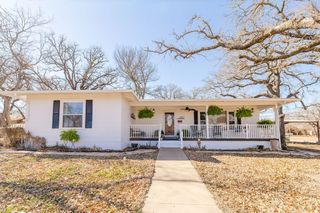 2100 Morningside Drive, Mineral Wells, TX 76067
