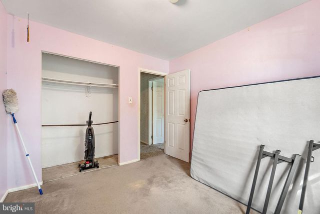 257 W LANDING RD, Blackwood, NJ 08012