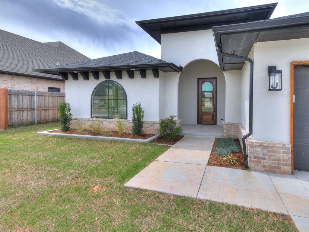 9316 NW 84th Street, Yukon, OK 73099