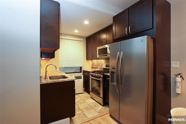 883 Boulevard East 1C, Weehawken, NJ 07086
