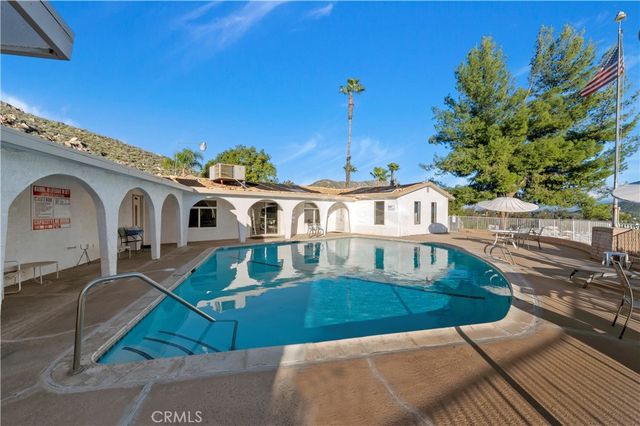 32600 State Highway 74 35, Hemet, CA 92545