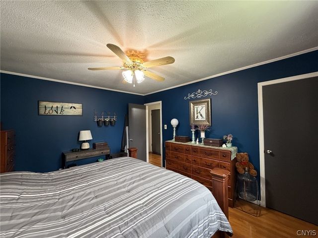 2 Scott Avenue, New Hartford, NY 13413