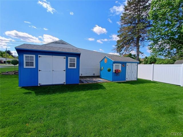 2 Scott Avenue, New Hartford, NY 13413