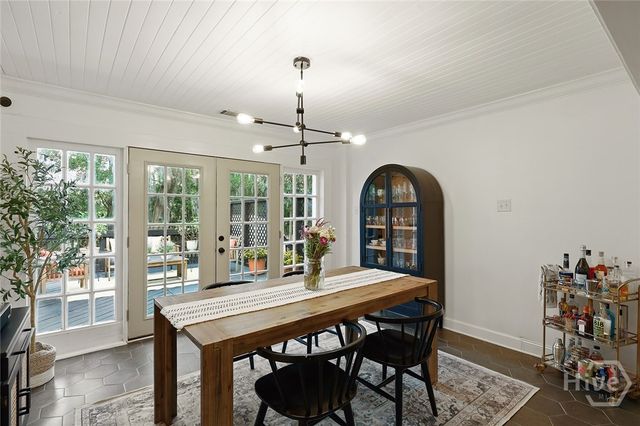 1501 E 55th Street, Savannah, GA 31404