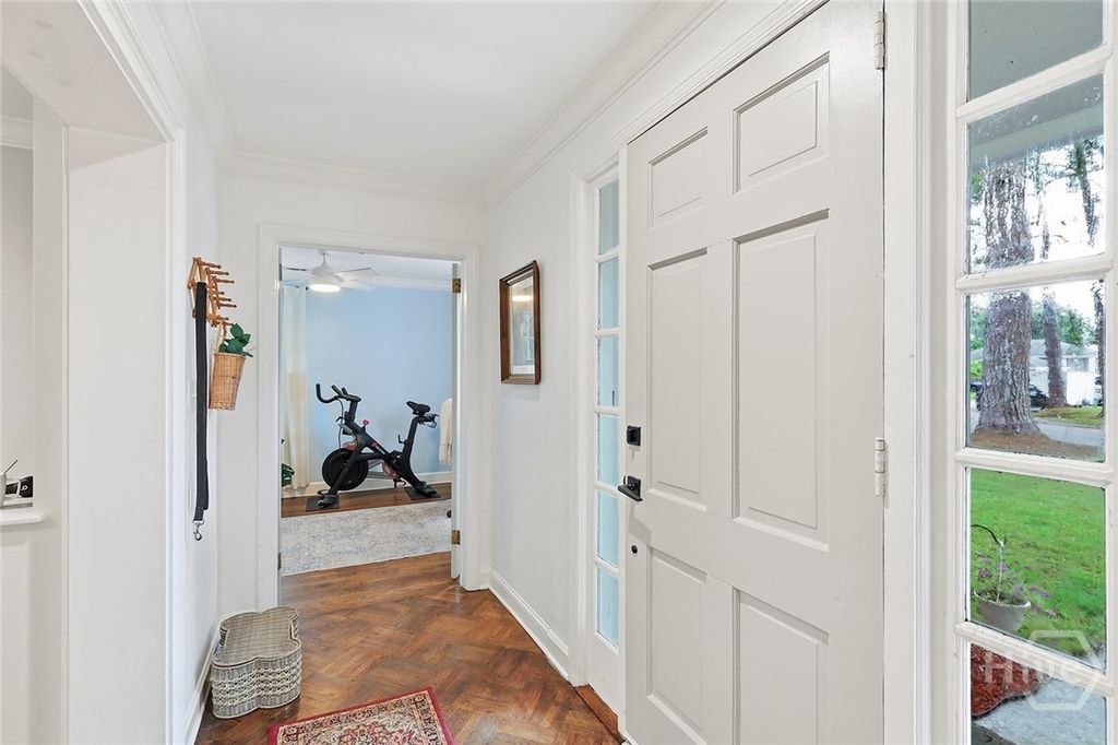 Image 31 of property listing at 1501 E 55th Street, Savannah, GA 31404