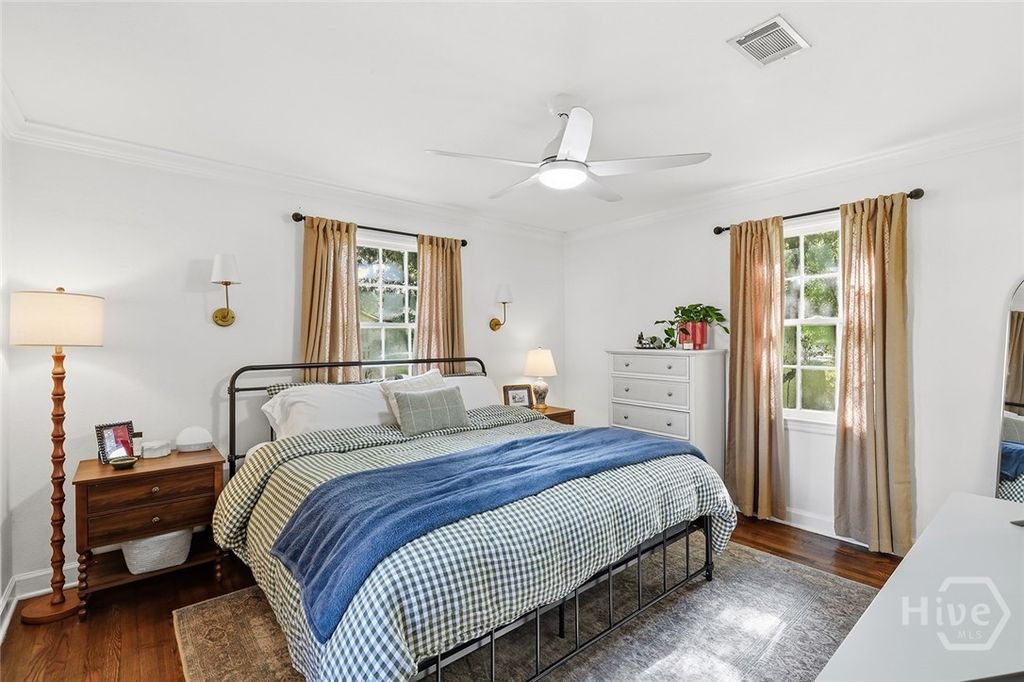 Image 35 of property listing at 1501 E 55th Street, Savannah, GA 31404