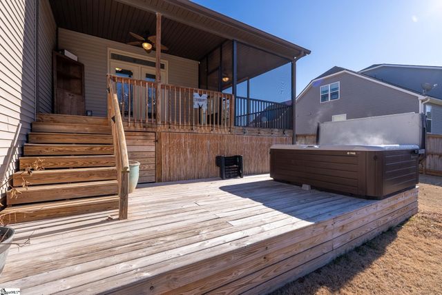 510 Turning Leaf Lane, Greer, SC 29651