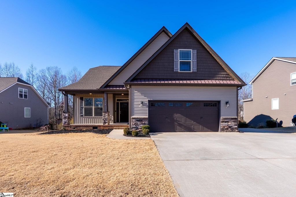 510 Turning Leaf Lane, Greer, SC 29651
